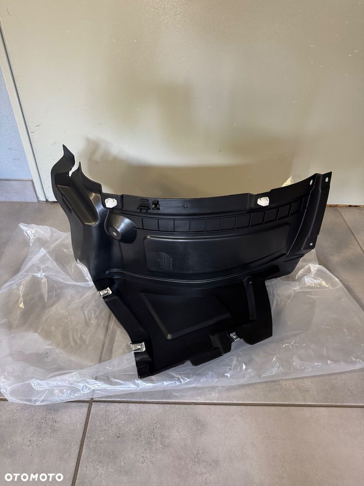 Audi A6 C7 nadkole przód lewe