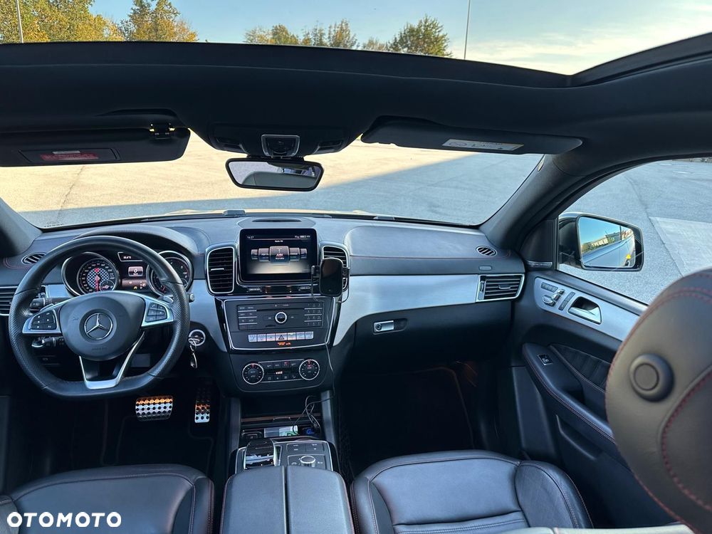 Mercedes-Benz GLE 350 d 4Matic 9G-TRONIC AMG Line - 13