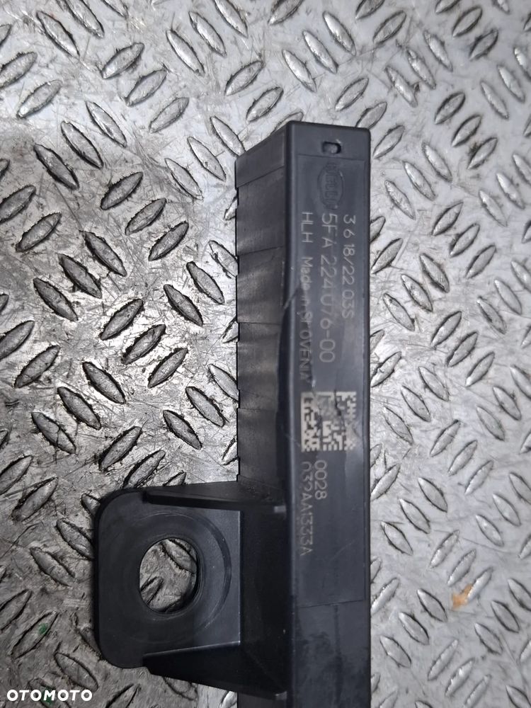 Antena keyless Audi A3 R 2022 nr 5WA962131 - 1