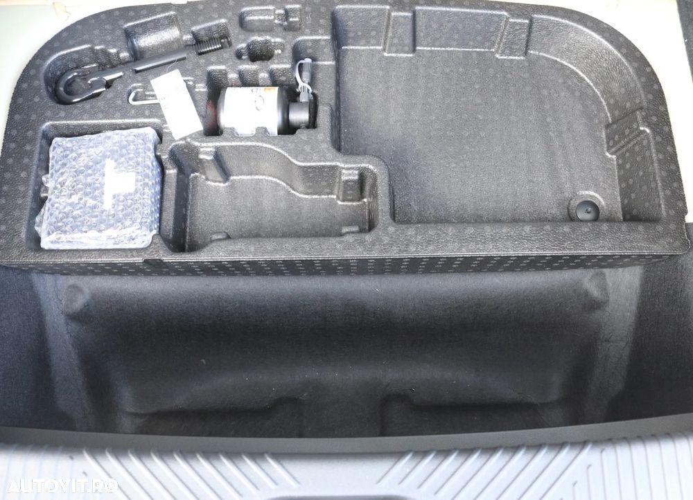 Renault 5 E-Tech 52 kWh Techno - 10