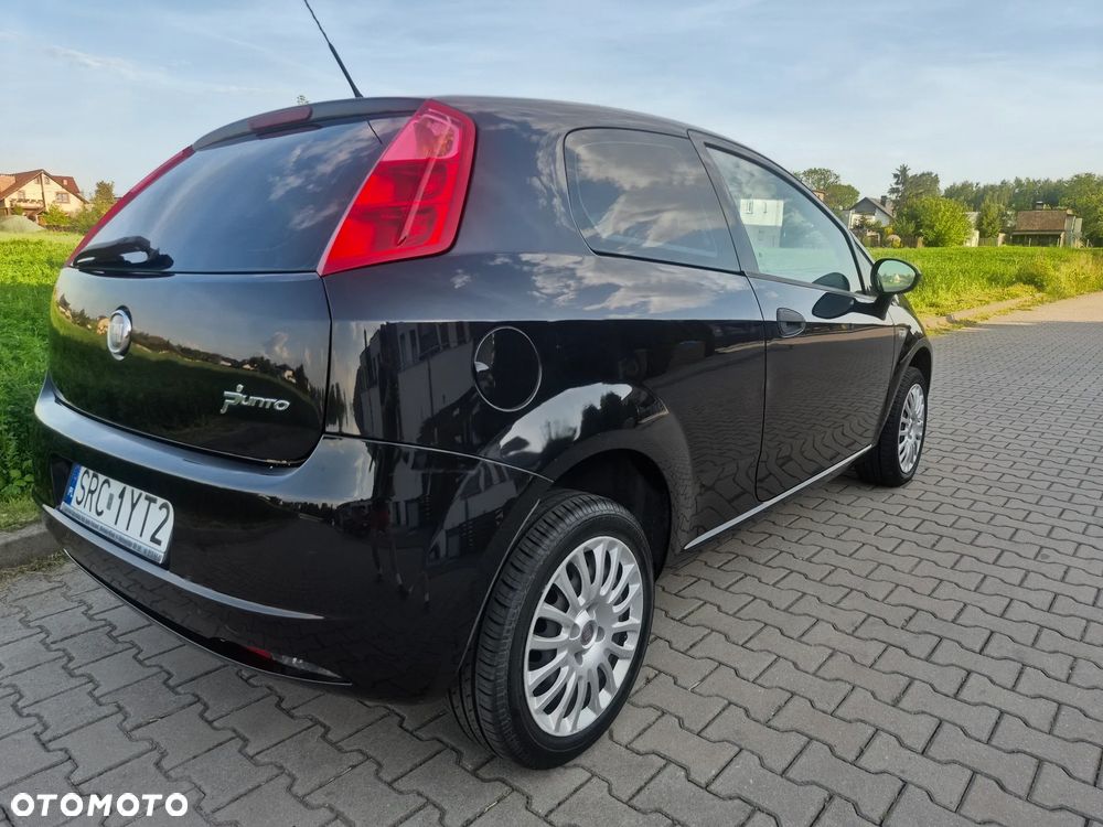 Fiat Grande Punto 1.2 8V Go - 11
