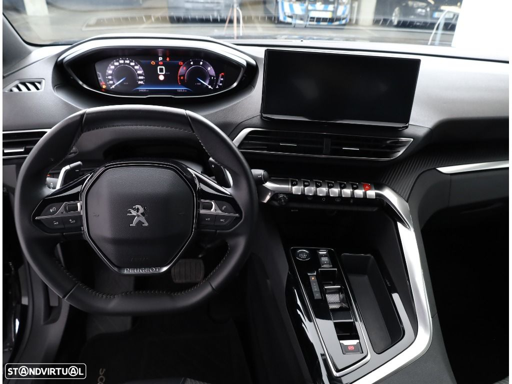Peugeot 5008 1.5 BlueHDi Allure Pack EAT8 - 25