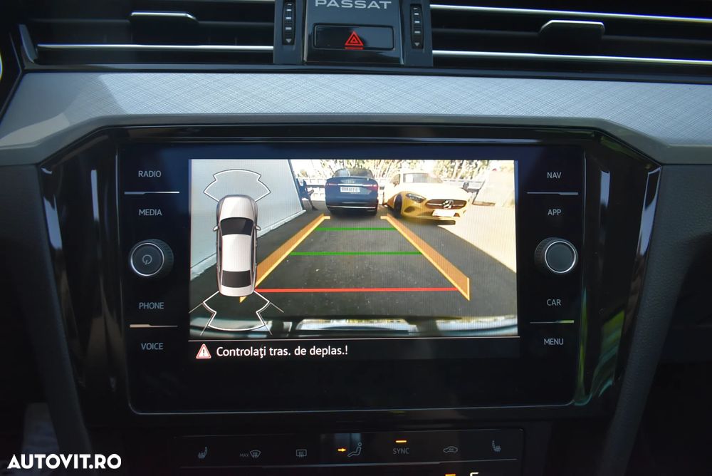 Volkswagen Passat GTE - 14