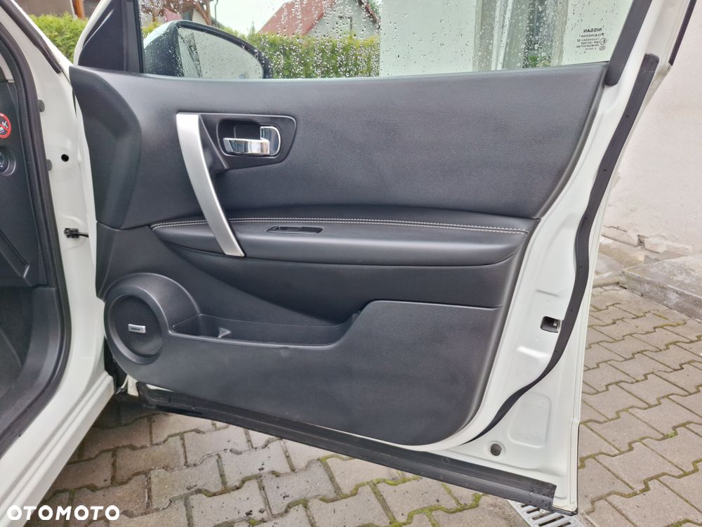 Nissan Qashqai - 23