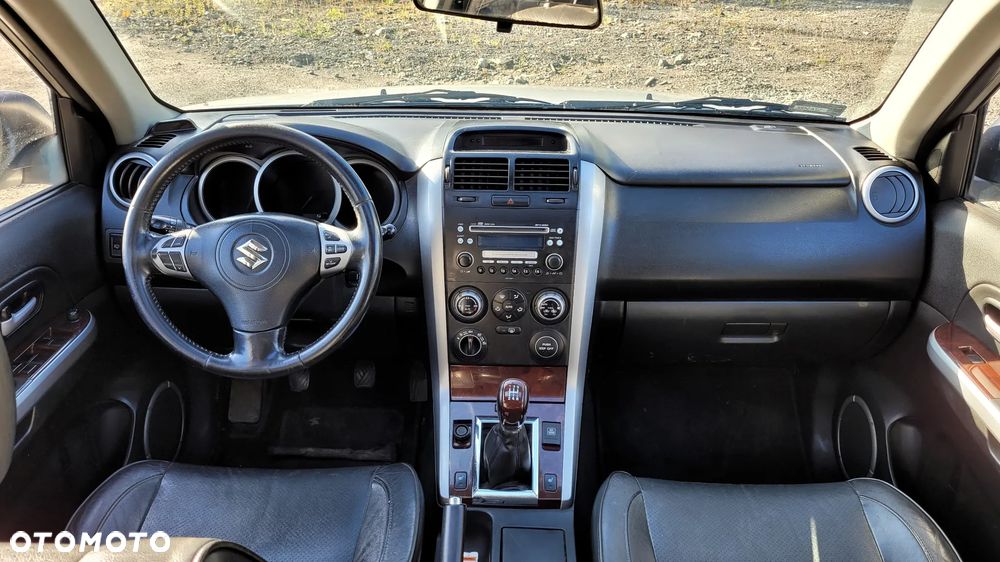 Suzuki Grand Vitara - 9