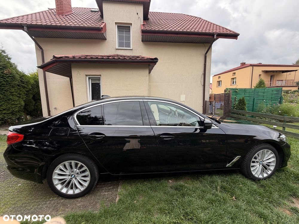 BMW Seria 5 520d Luxury Line sport - 12