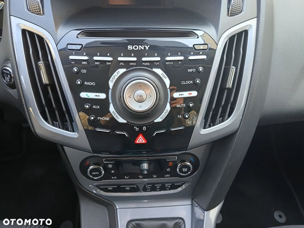 Ford Focus 1.0 EcoBoost STart-Stopp-System TITANIUM - 27