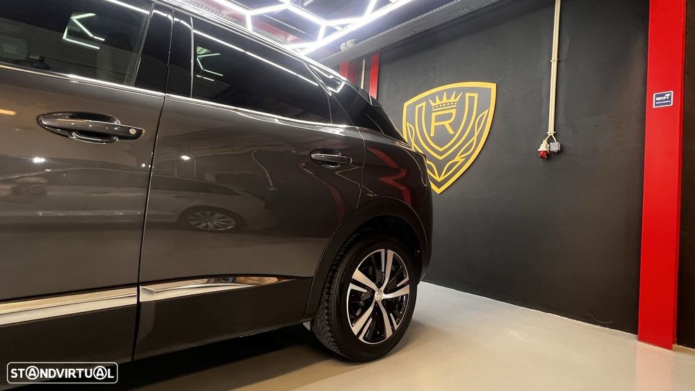 Peugeot 3008 1.5 BlueHDi GT Line - 23