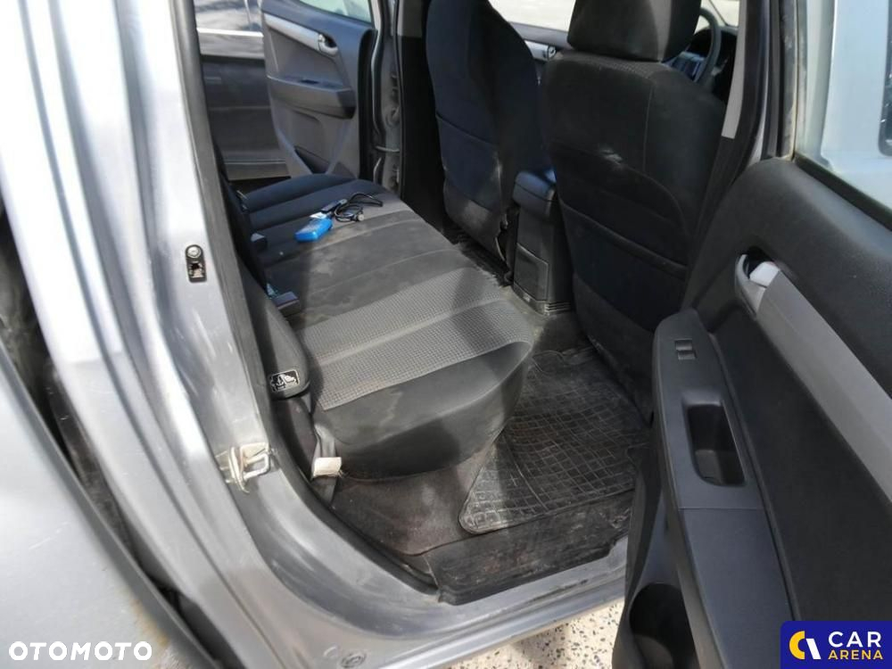 Isuzu D-Max - 39