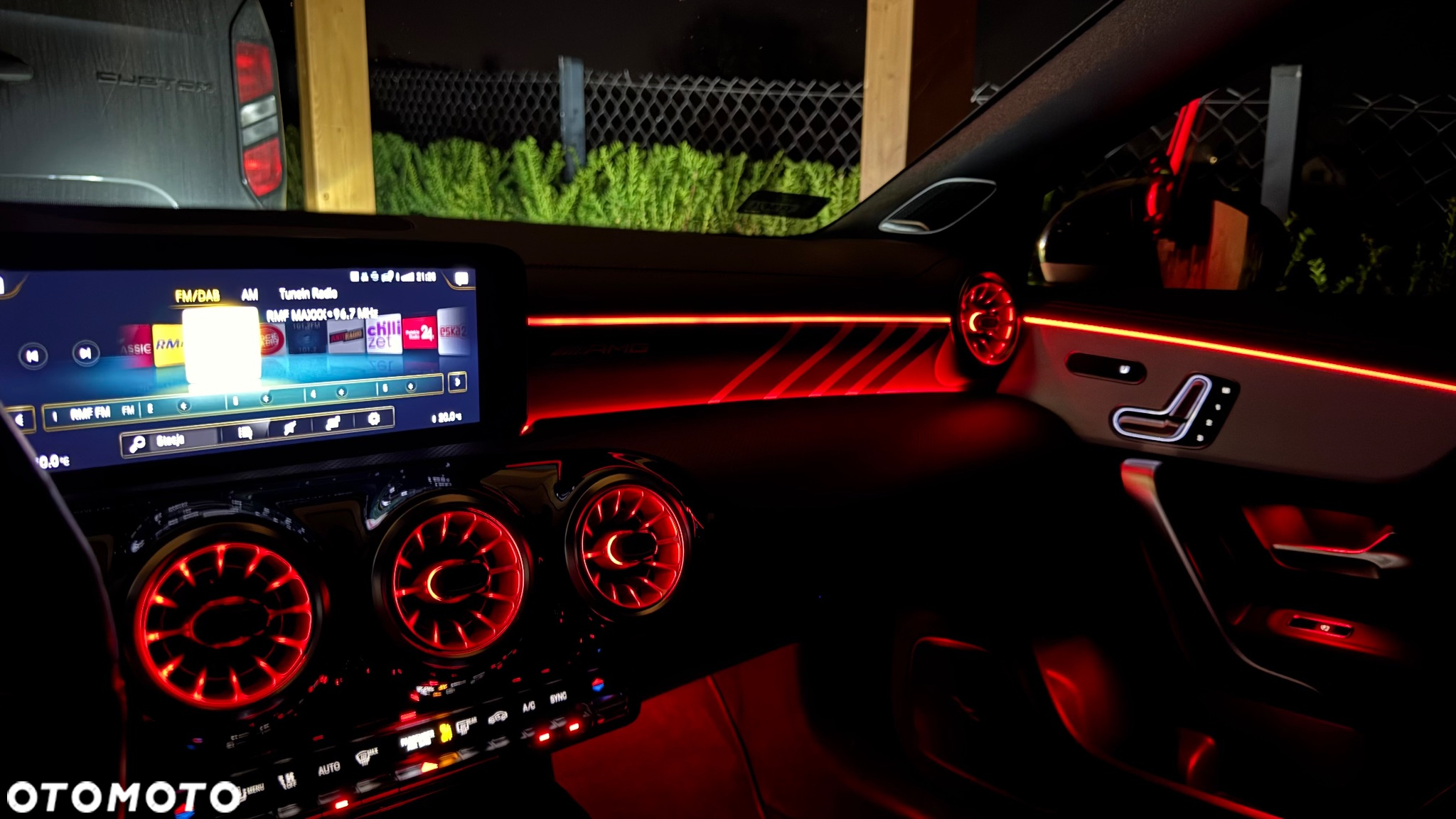 Mercedes-Benz CLA AMG 45 S 4-Matic 8G-DCT - 32