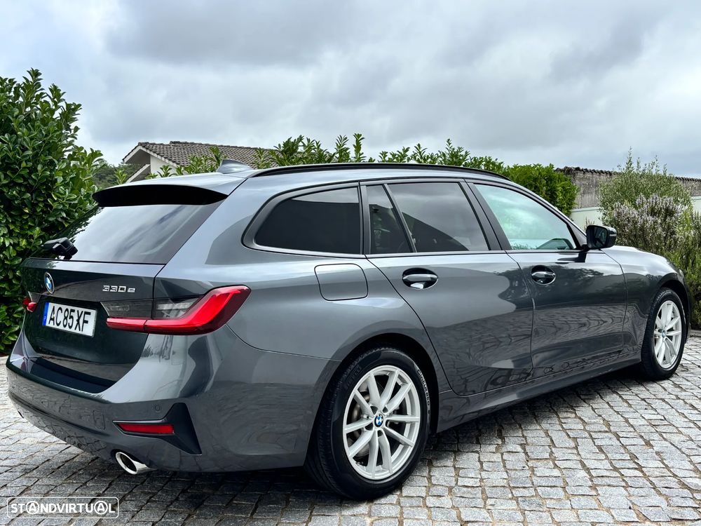 BMW 330 - 13