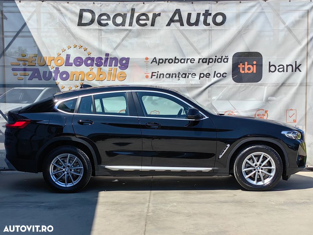 BMW X4 xDrive20i AT MHEV - 11