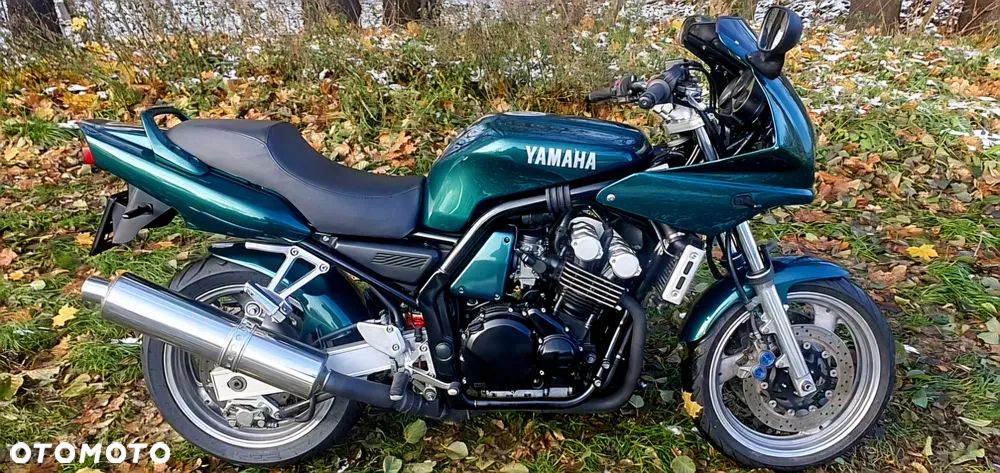 Yamaha FZS - 3