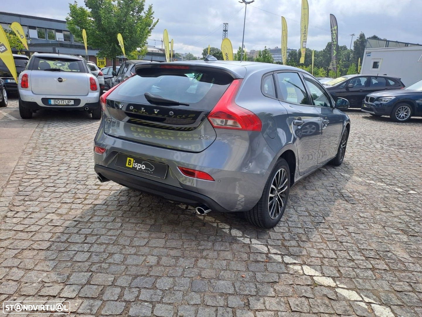 Volvo V40 2.0 D3 Momentum - 7