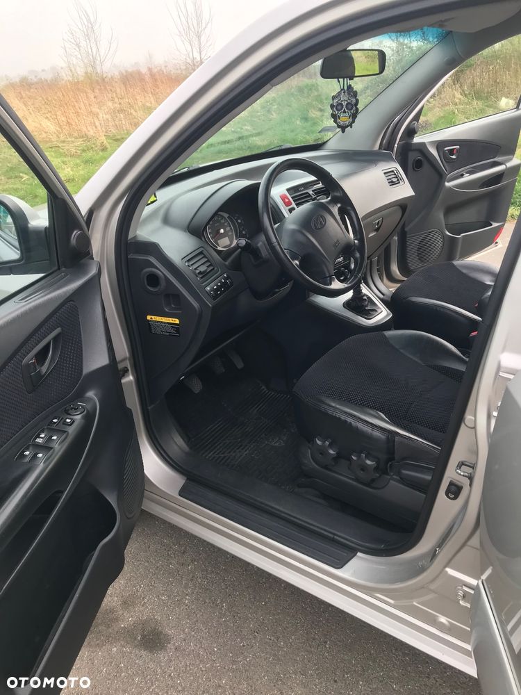 Hyundai Tucson 2.0 CRDi VGT 4WD GLS - 12
