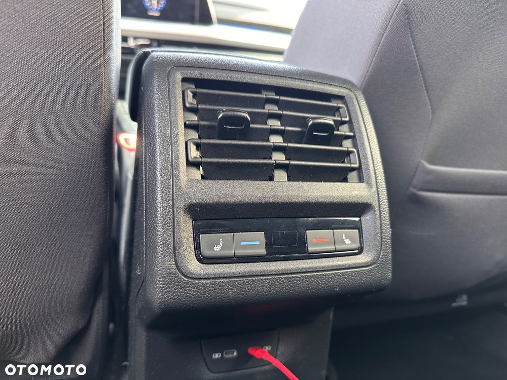 Volkswagen Golf Alltrack - 11