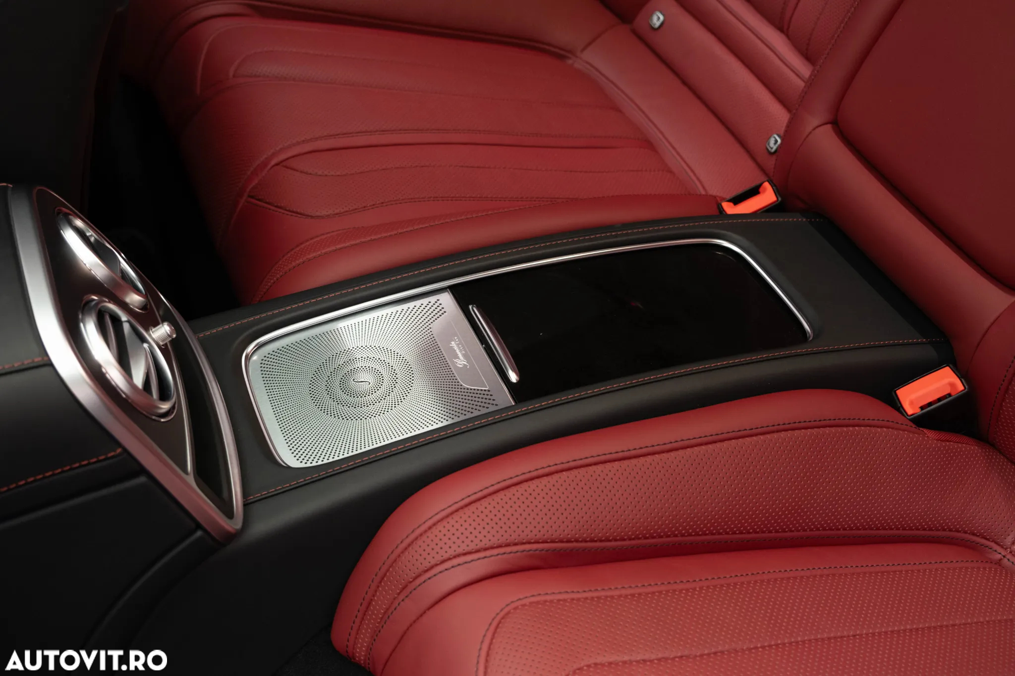 Mercedes-Benz S 560 Coupe 4Matic 9G-TRONIC - 40