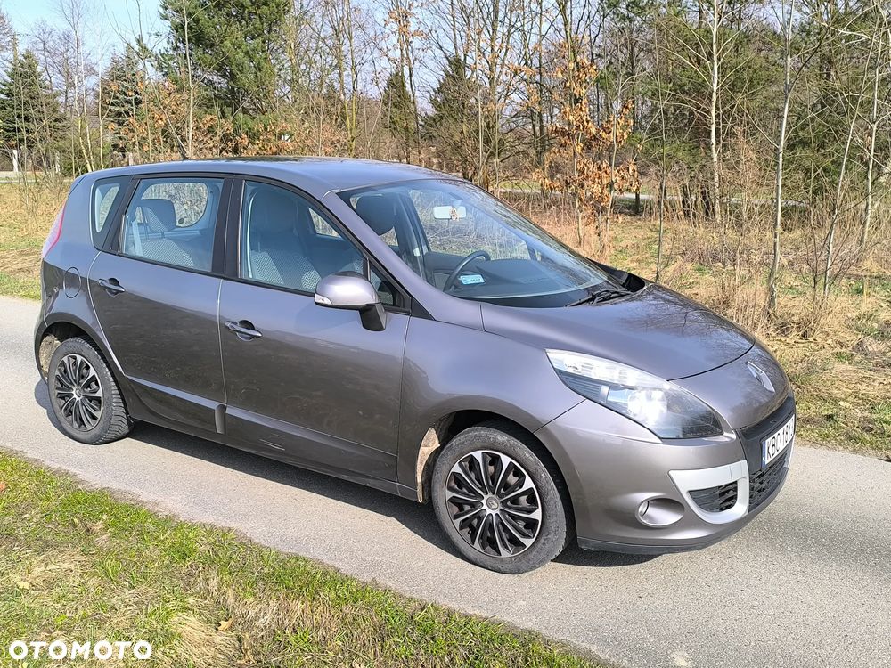 Renault Scenic - 1
