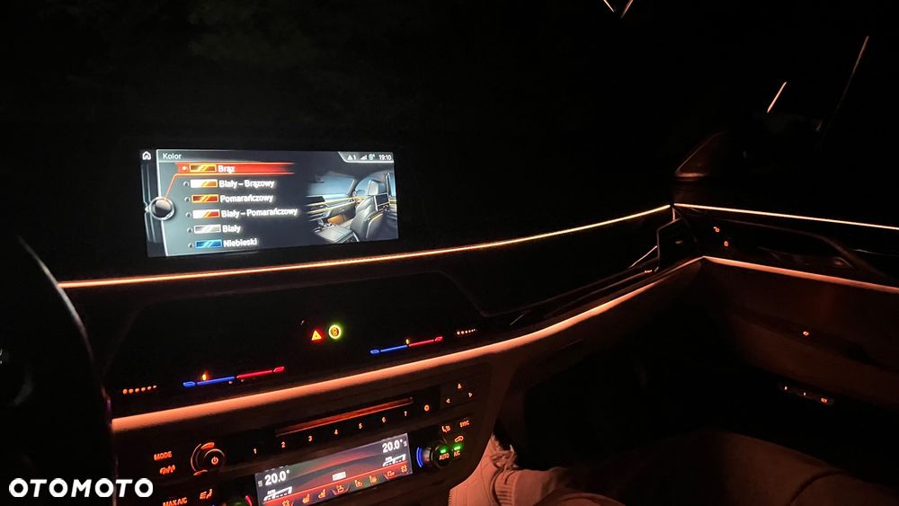 BMW Seria 7 740d xDrive - 34