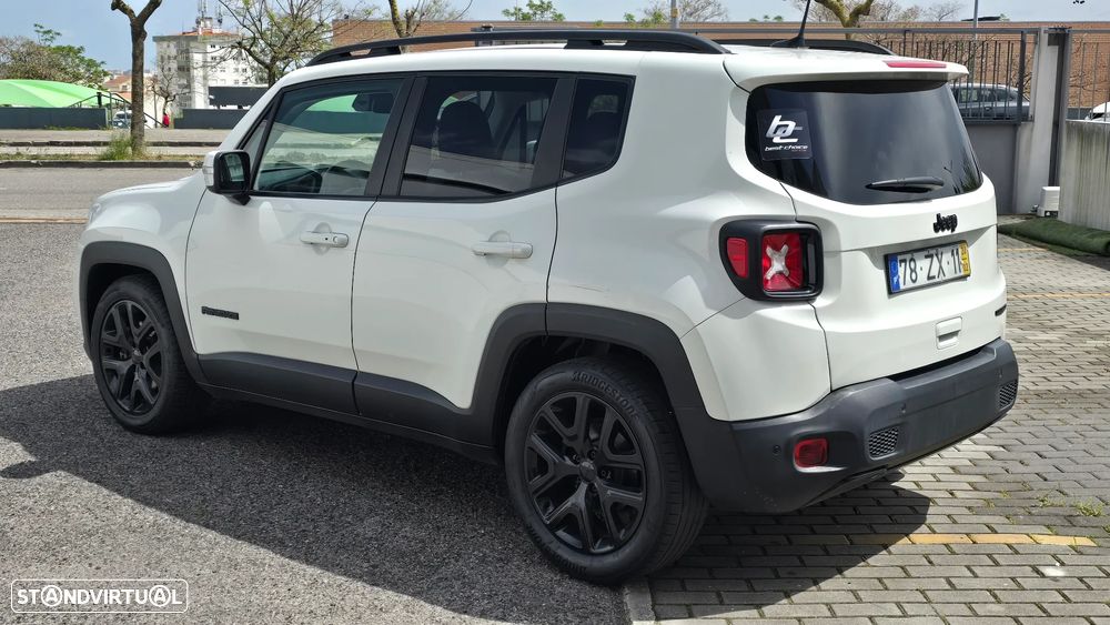 Jeep Renegade 1.3 T Night Eagle DCT - 4