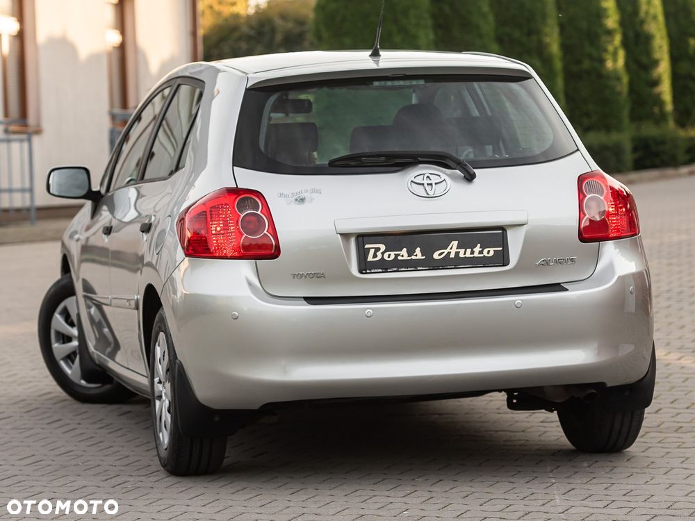 Toyota Auris - 8