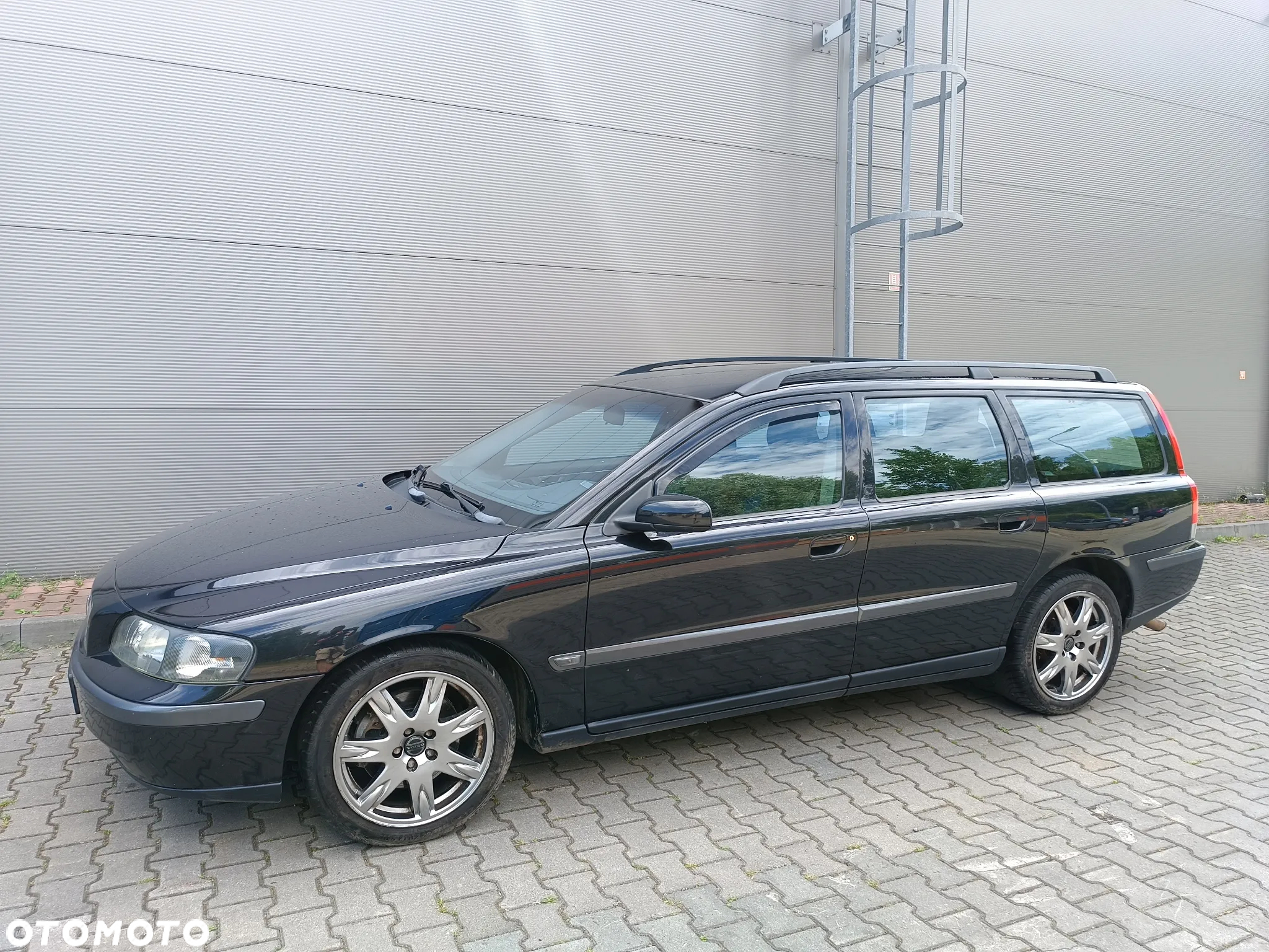 Volvo V70 2.4 D DPF Momentum - 13