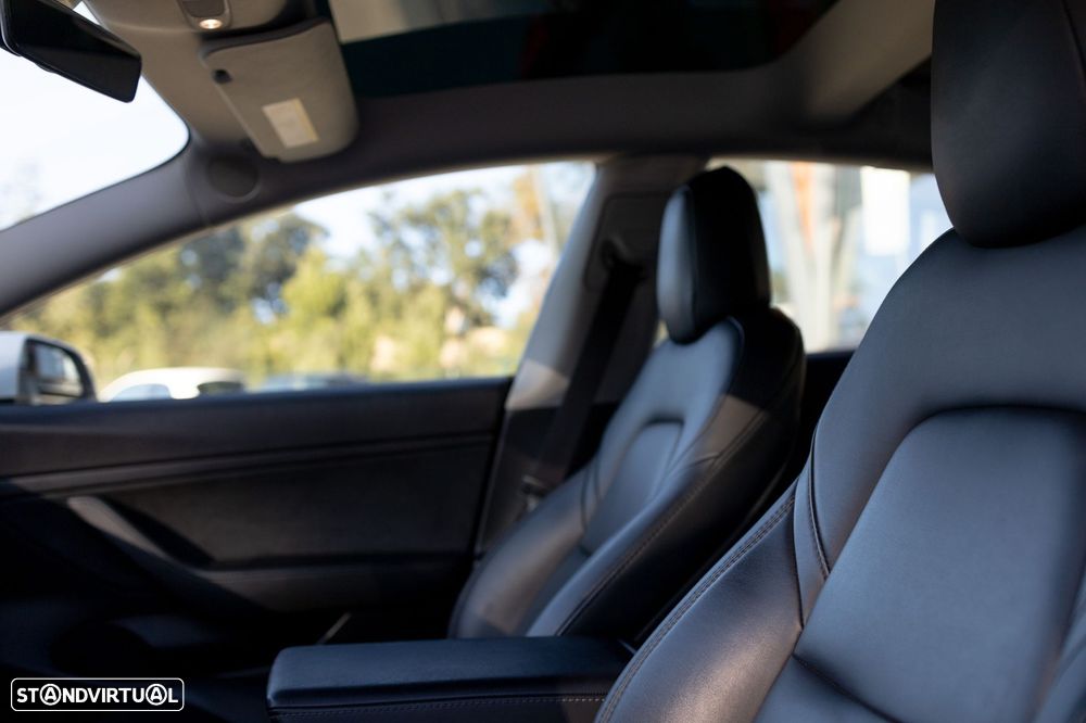 Tesla Model 3 Standard Range Plus RWD - 14