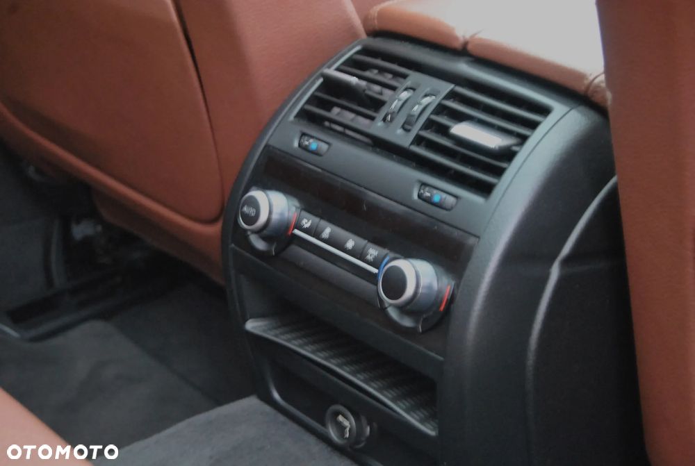BMW Seria 5 520d Luxury Line - 15
