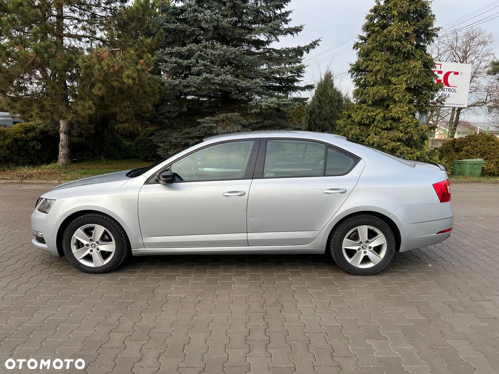Skoda Octavia 1.5 TSI ACT Ambition - 8