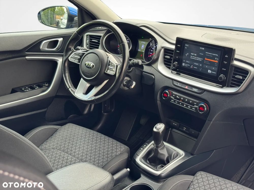 Kia XCeed 1.4 T-GDI M - 26