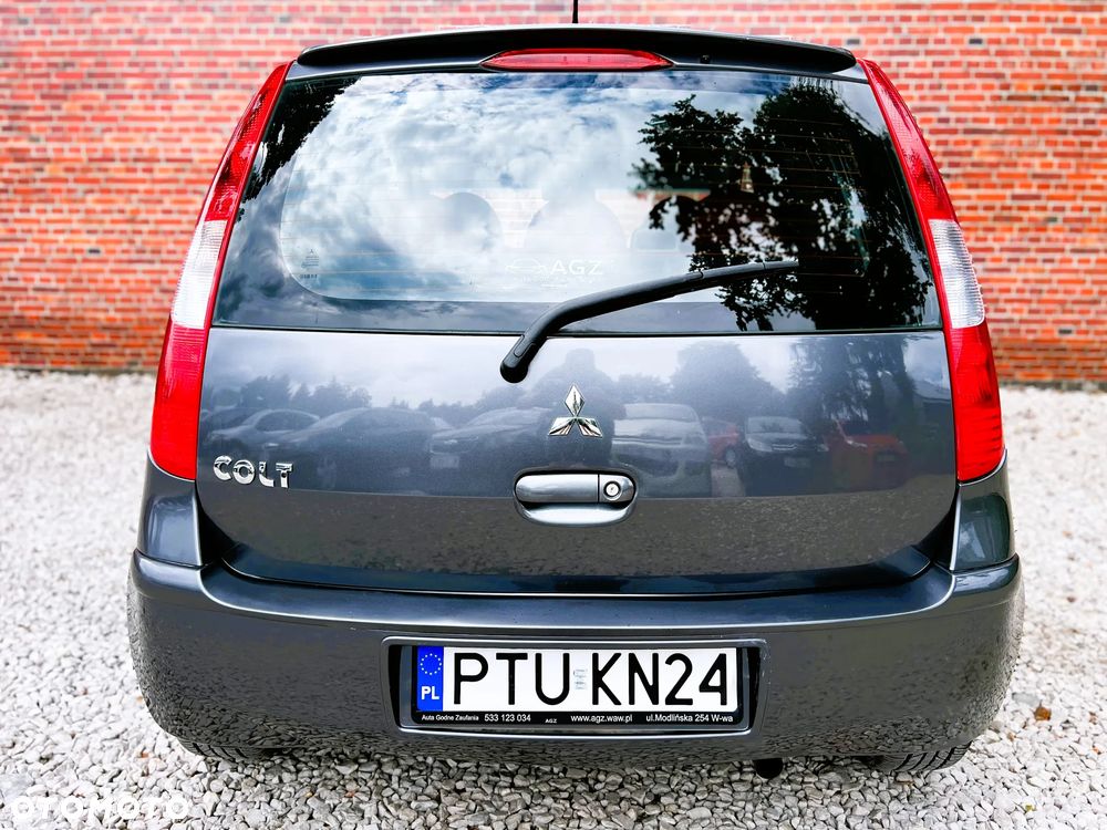 Mitsubishi Colt - 29