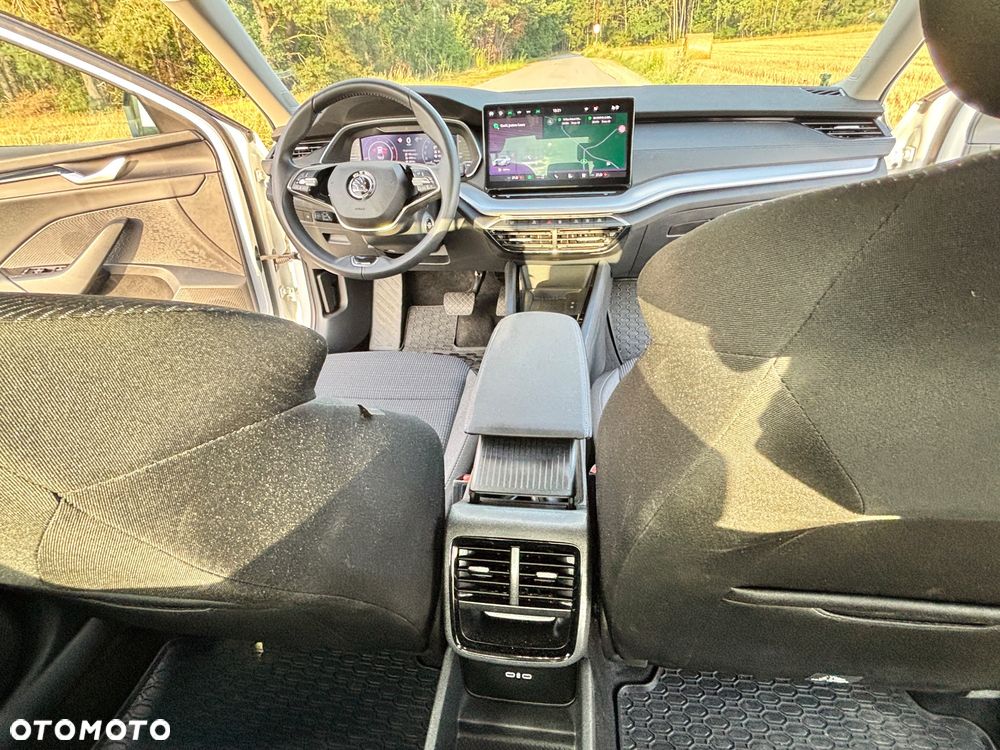 Skoda Octavia 1.5 TSI mHEV Selection DSG - 38