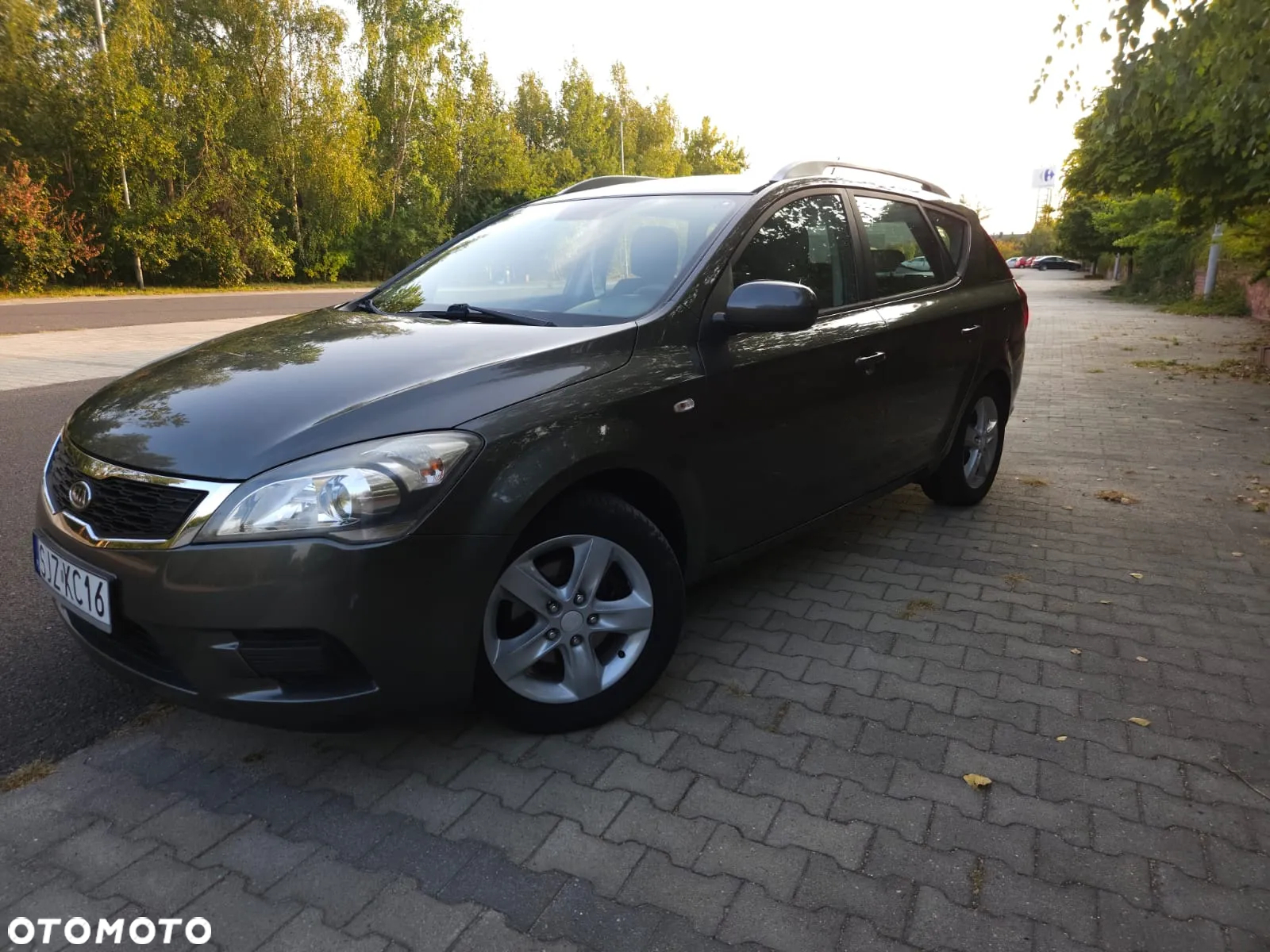 Kia Ceed 1.4 CVVT SW Dream-Team Edition - 2