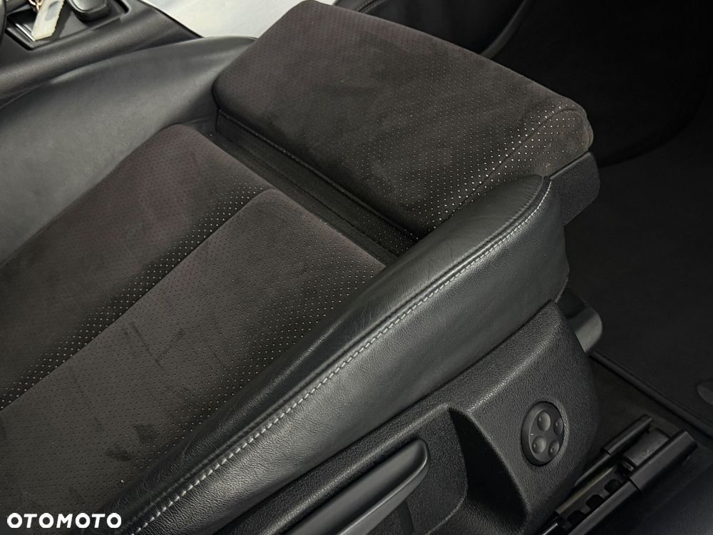Audi A6 Avant 3.0 TDI DPF quattro S tronic - 26