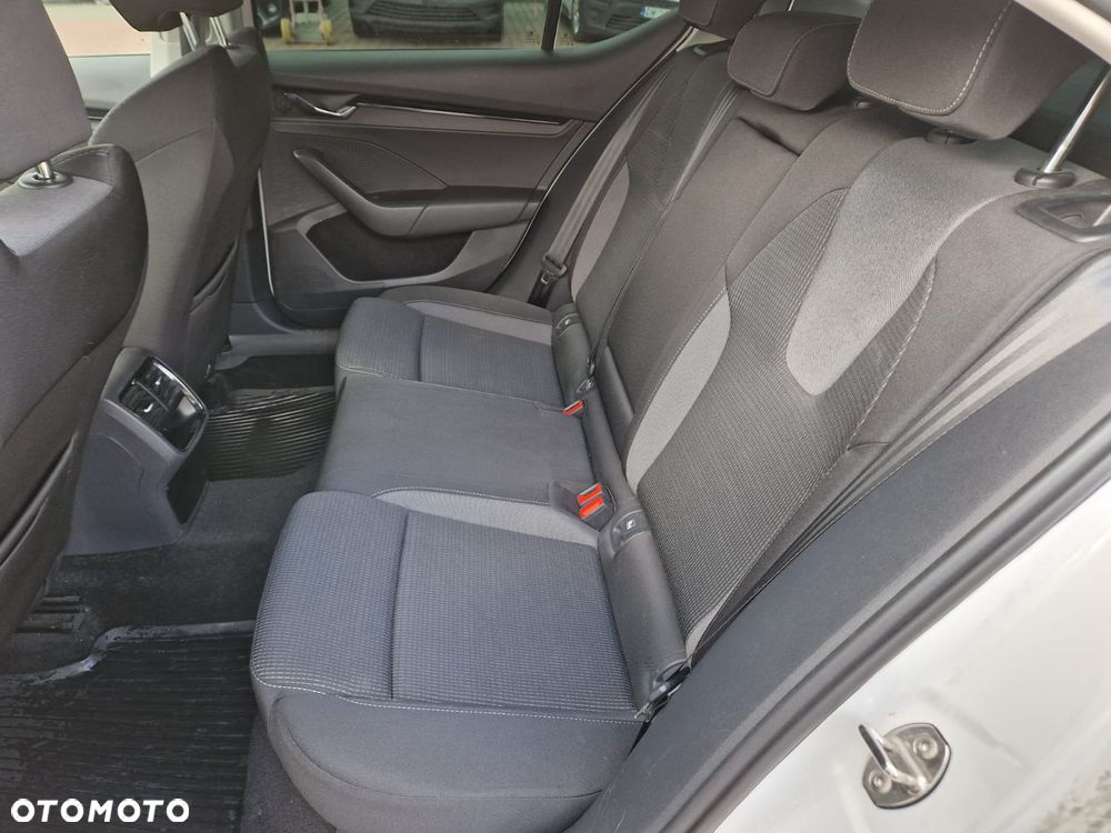 Skoda Octavia 2.0 TDI Ambition - 14