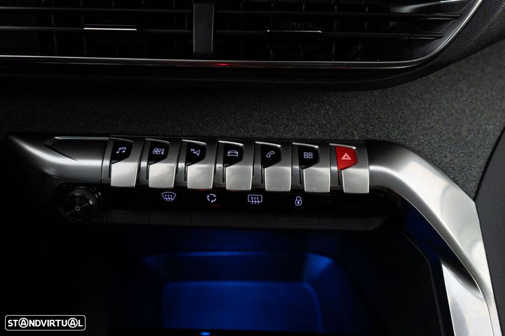 Peugeot 5008 1.2 PureTech Allure Pack - 29