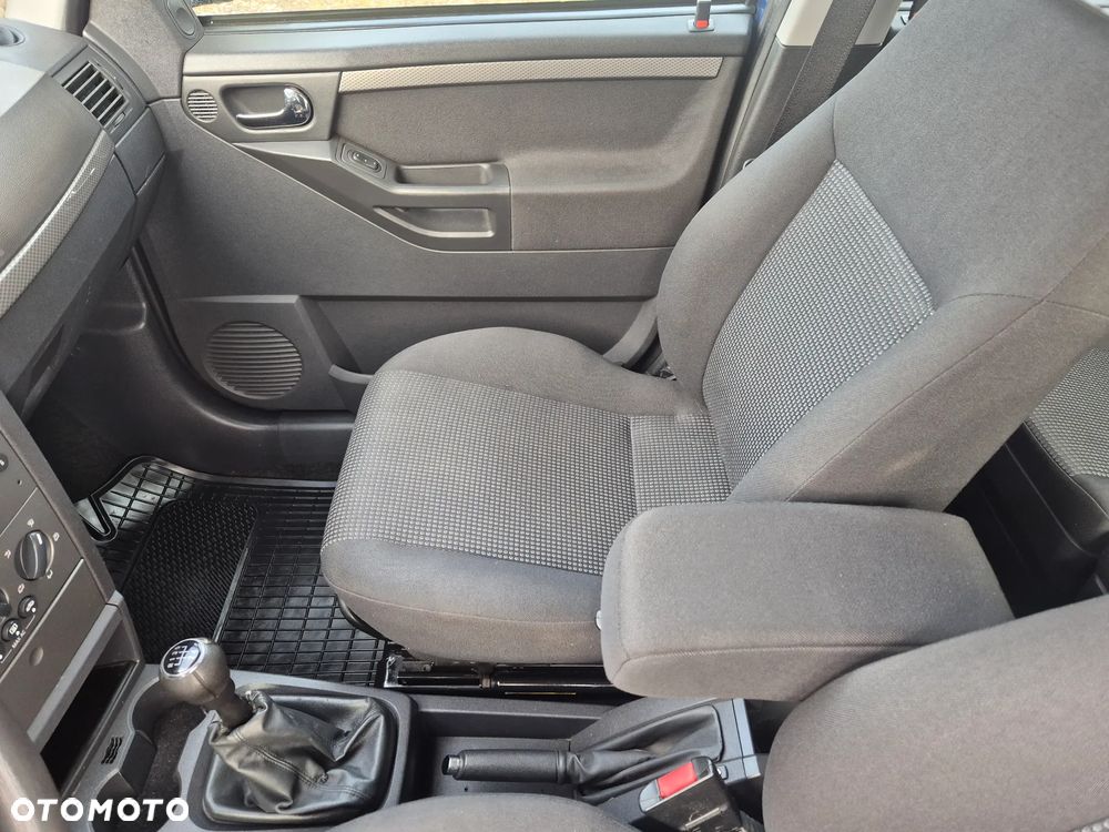 Opel Meriva 1.6 16V - 12