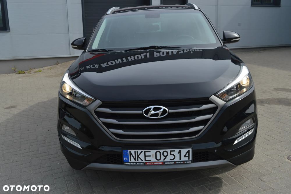 Hyundai Tucson 1.7 CRDI BlueDrive TourdePologne 2WD - 11