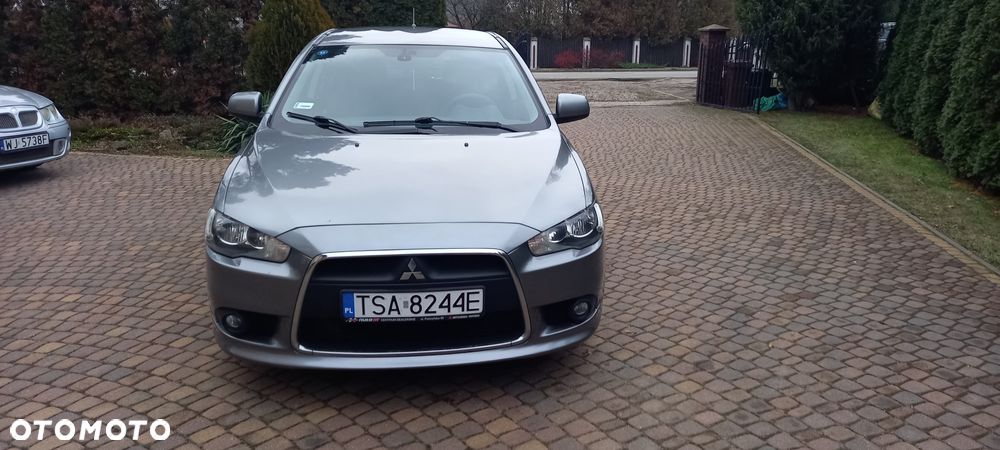 Mitsubishi Lancer - 7