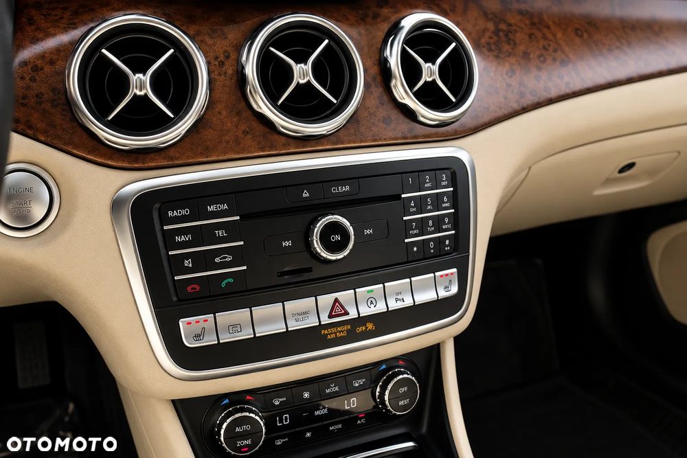 Mercedes-Benz GLA 250 4Matic 7G-DCT AMG Line - 27
