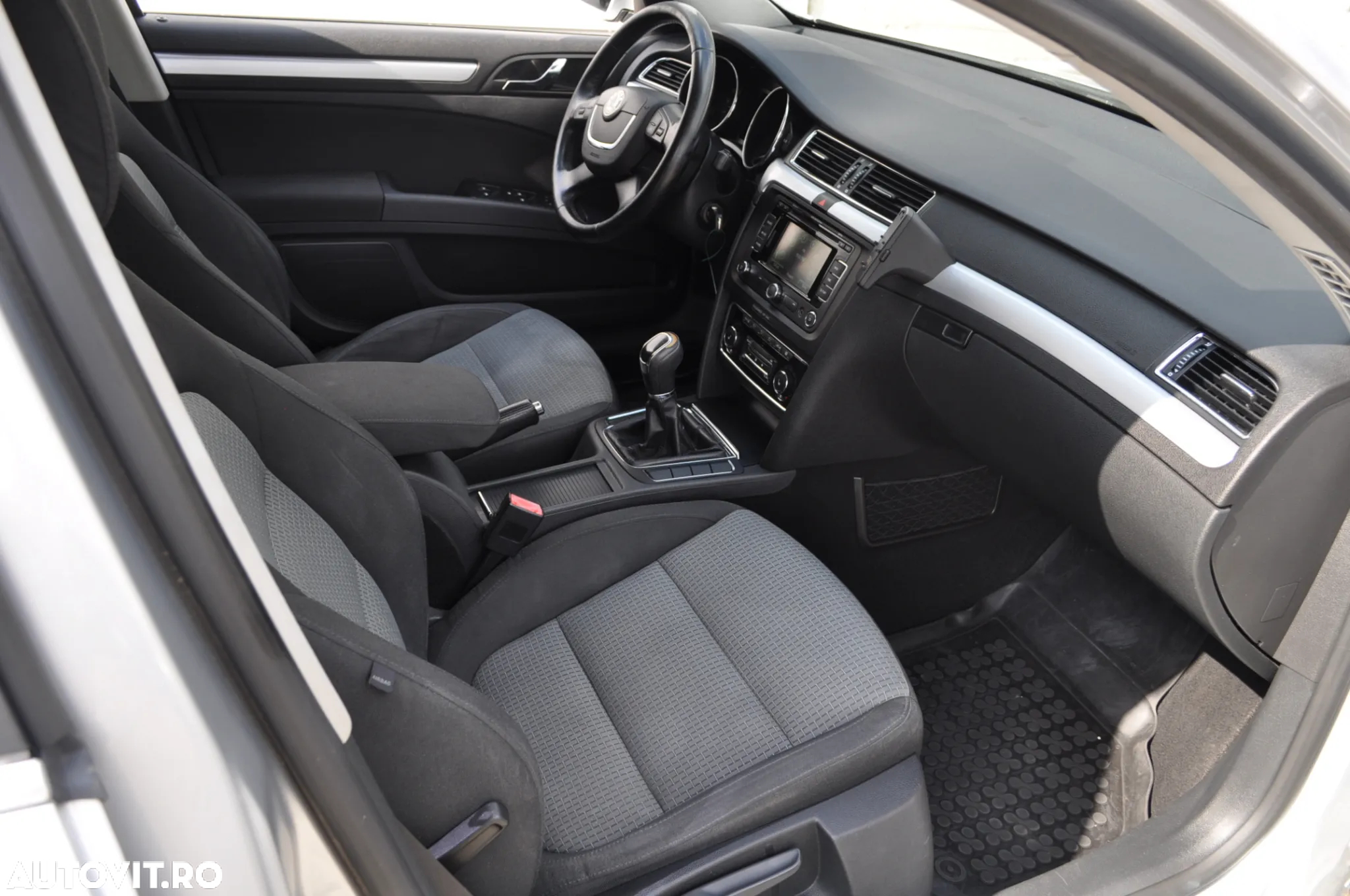 Skoda Superb Combi 2.0 TDI Comfort - 16