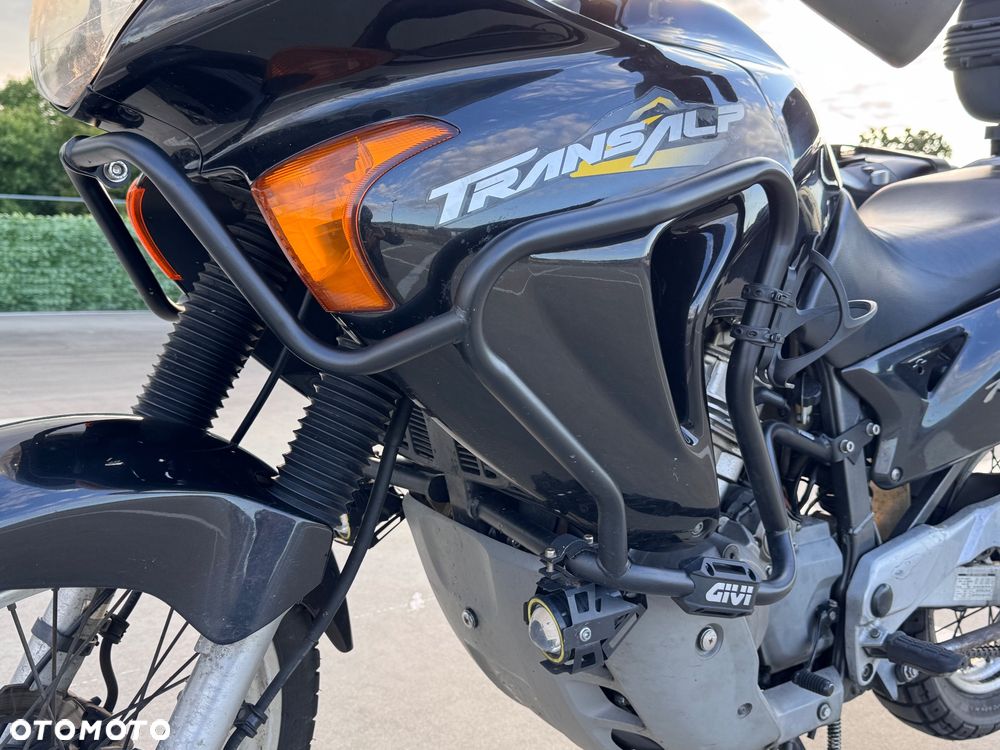 Honda XL - 17
