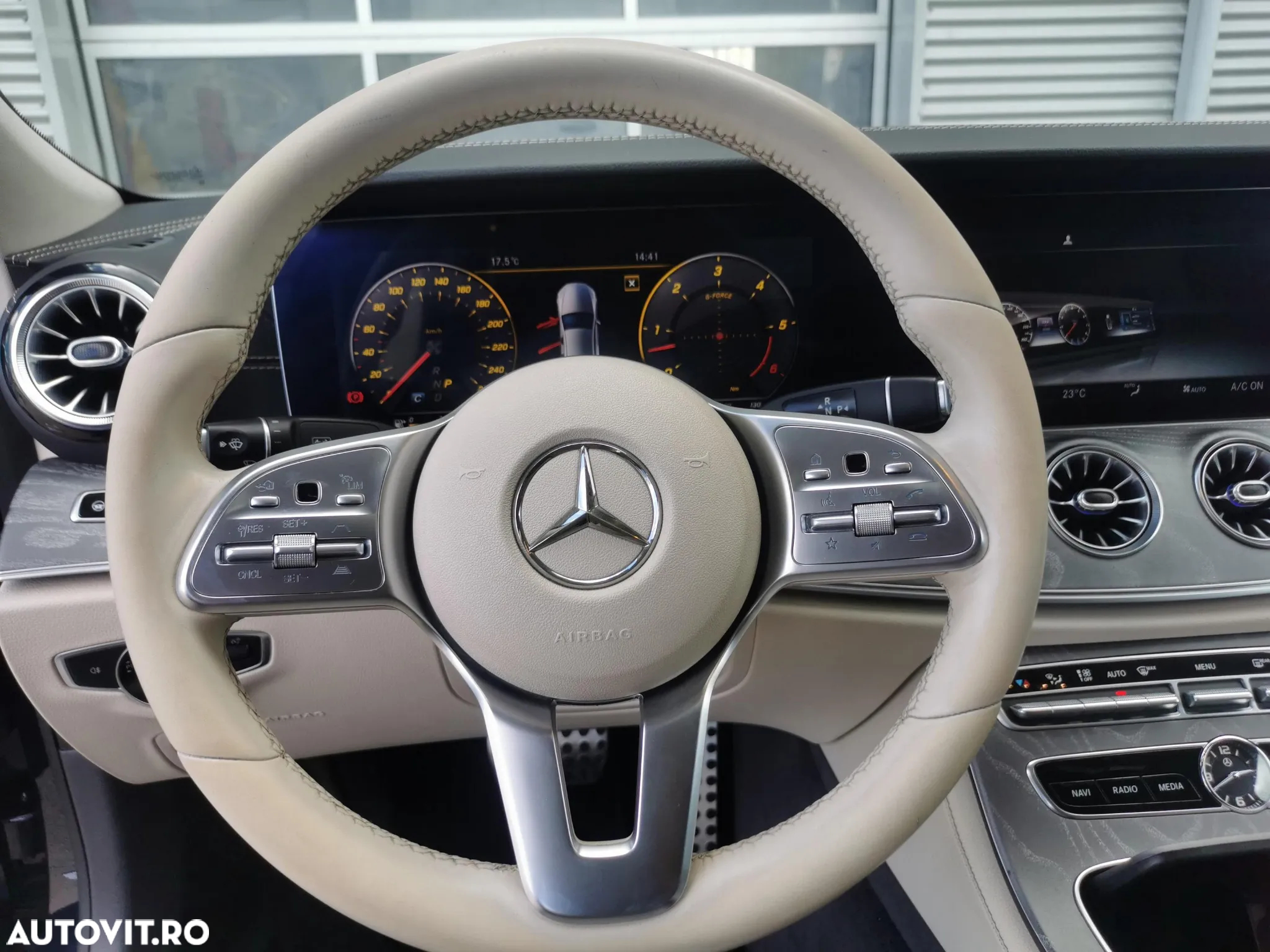 Mercedes-Benz CLS 350 9G-TRONIC AMG Line - 18