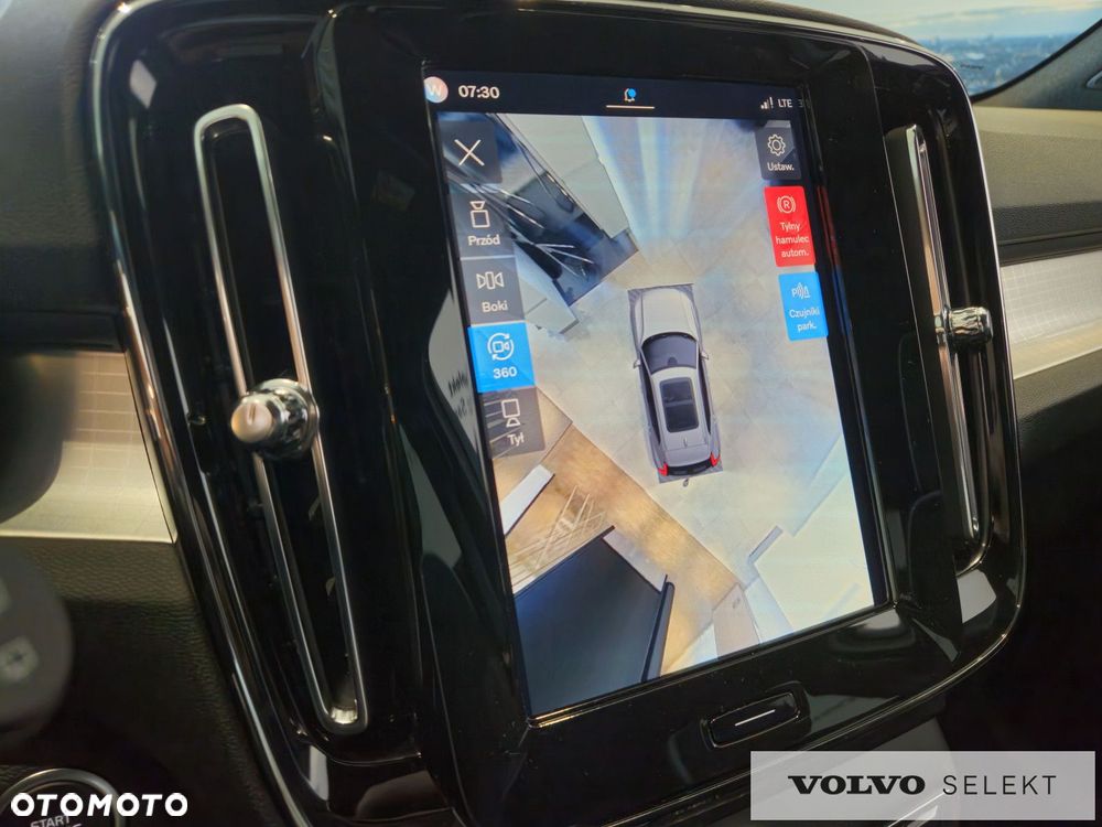 Volvo XC 40 - 28
