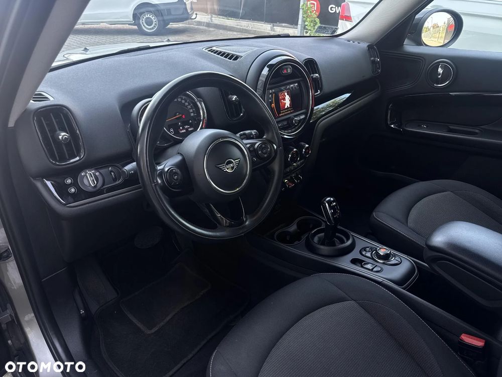 MINI Countryman Cooper D - 10