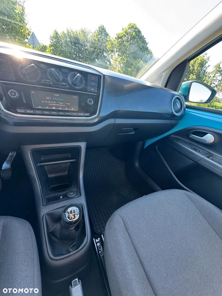 Volkswagen up! 1.0 move - 11