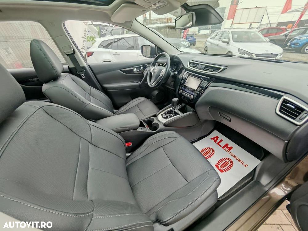 Nissan Qashqai 1.6 DCI Xtronic TEKNA+ - 4