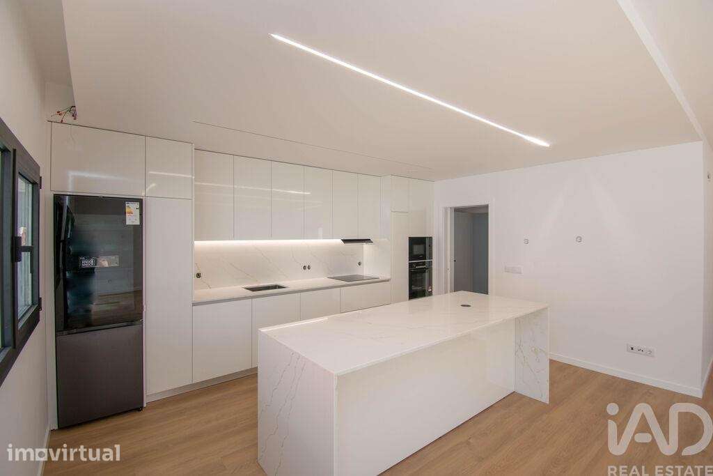 Casa T4 em Maceira de 194,00 m2 - Grande imagem: 3/25