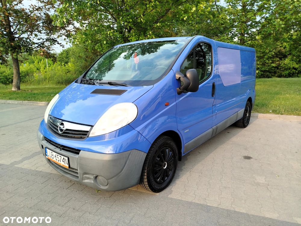 Opel Vivaro - 1