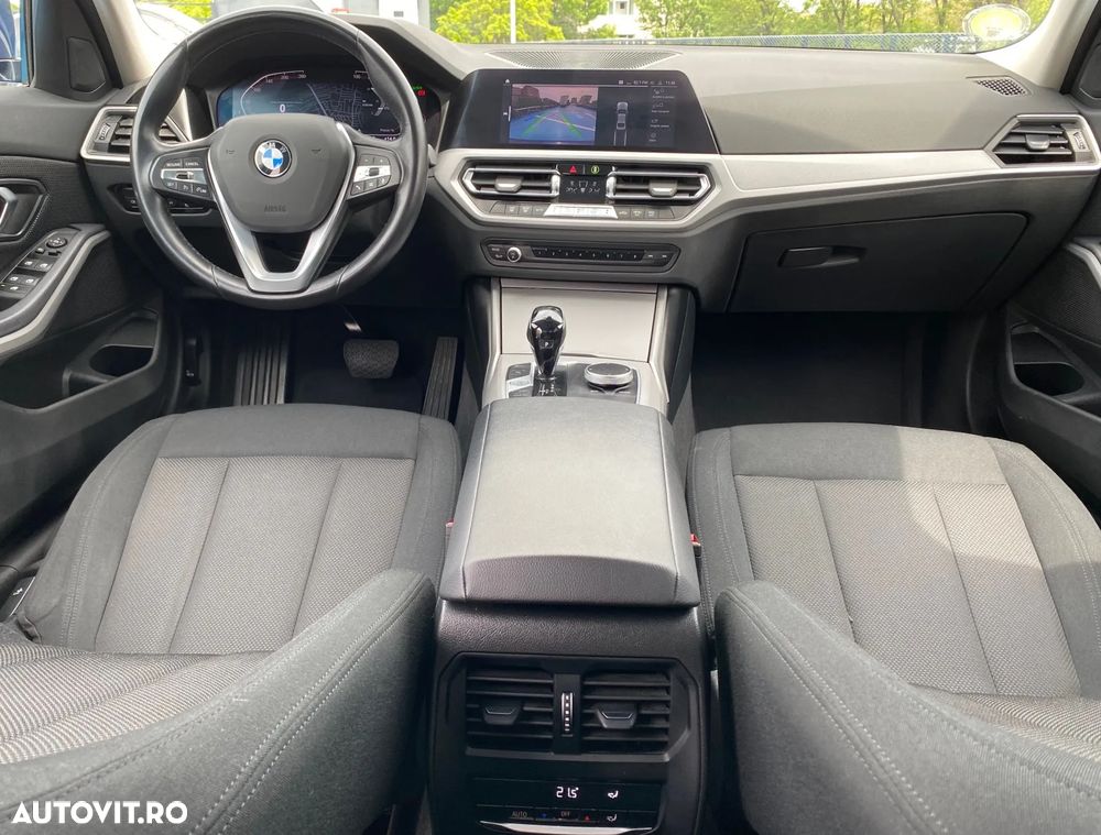 BMW Seria 3 318d Aut. Advantage - 16